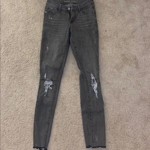 Never worn, perfect condition old navy jeans!